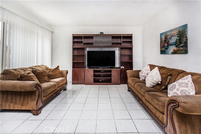 Detail Gallery Image 9 of 21 For 967 S Citron, Anaheim,  CA 92805 - 2 Beds | 1 Baths