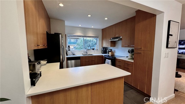 Detail Gallery Image 11 of 34 For 645 Westmount Dr #211,  West Hollywood,  CA 90069 - 1 Beds | 1 Baths