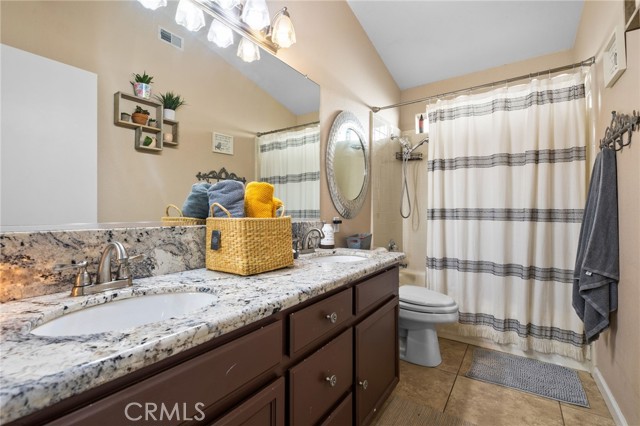 Detail Gallery Image 29 of 34 For 716 Harvest Creek Rd, Bakersfield,  CA 93312 - 3 Beds | 2 Baths