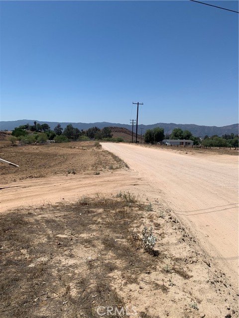 0 El Toro Rd, Lake Elsinore CA: https://media.crmls.org/medias/36731a58-1f5f-4e2f-930a-afdaf3afb0fa.jpg