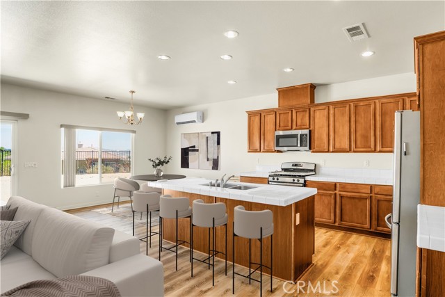 74104 Cactus Wren Court, 29 Palms CA: https://media.crmls.org/medias/36732b81-4cee-431f-997c-f6249e0b888e.jpg