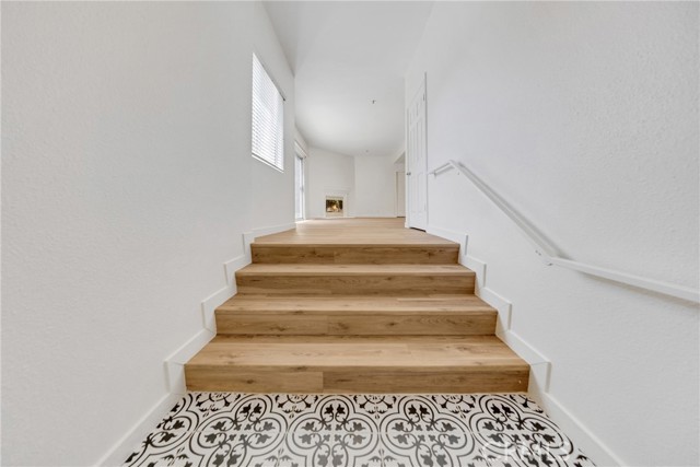 Detail Gallery Image 3 of 30 For 501 E Del Mar Bld #108,  Pasadena,  CA 91101 - 2 Beds | 2 Baths