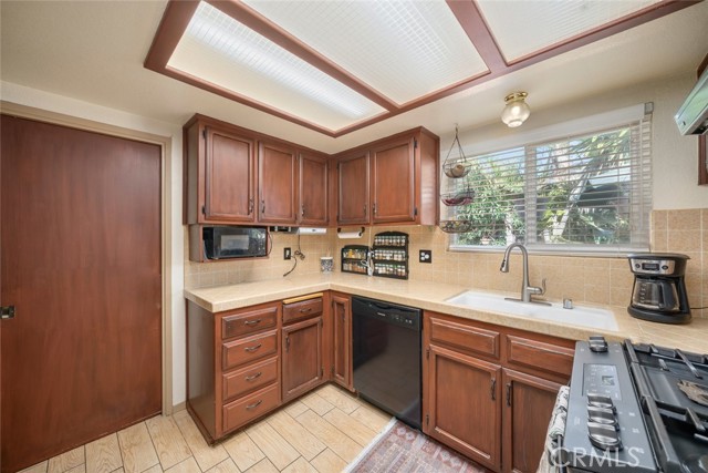 Detail Gallery Image 8 of 31 For 1480 Island Ct, Oceano,  CA 93445 - 3 Beds | 2 Baths