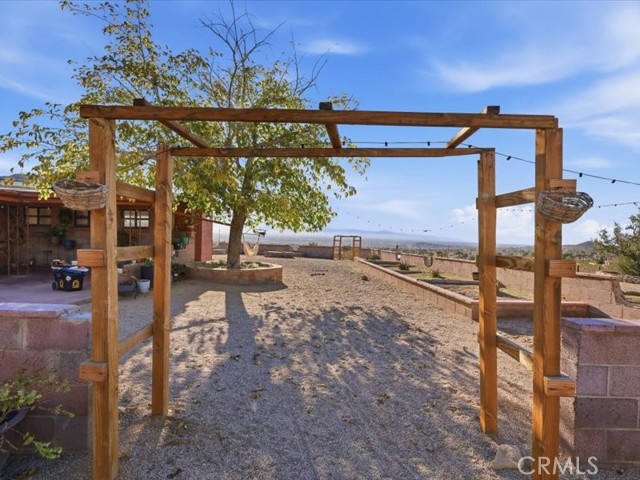 Detail Gallery Image 27 of 40 For 19876 Lodema Rd, Apple Valley,  CA 92307 - 3 Beds | 2 Baths