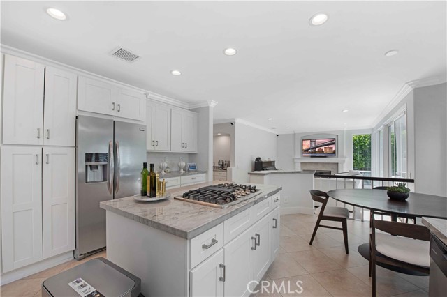 3514 Three Springs Drive, Westlake Village CA: https://media.crmls.org/medias/36747058-705e-496a-81e5-f673613572ff.jpg