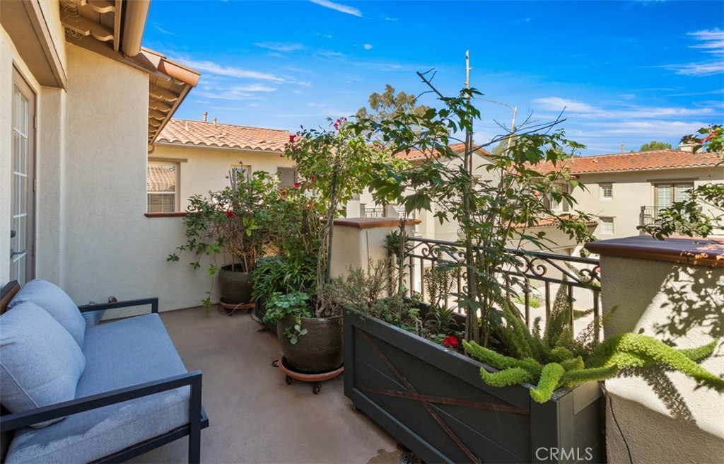 MLS #OC25243202 image #11