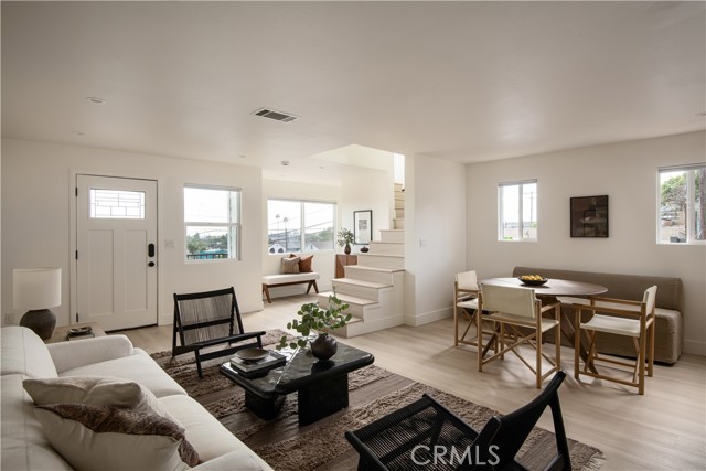 Detail Gallery Image 7 of 32 For 4205 Blanchard St, Los Angeles,  CA 90063 - 5 Beds | 3 Baths