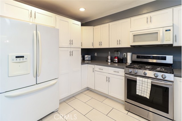 743 Smokewood Lane, San Dimas CA: https://media.crmls.org/medias/3675da5a-346f-411a-86eb-443e2206b603.jpg
