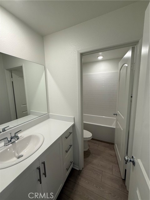 Detail Gallery Image 6 of 13 For 14001 Carina, Moreno Valley,  CA 92555 - 4 Beds | 2/1 Baths