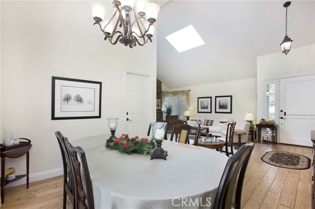 18 Eagle, Irvine CA: https://media.crmls.org/medias/3677ec89-483a-4399-a52e-57c1e34bc0d9.jpg
