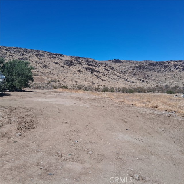 56524 Sunset Drive, Yucca Valley CA: https://media.crmls.org/medias/3678d857-d7bb-4766-96b7-6bc9f0eb03d2.jpg