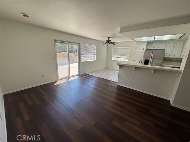 Detail Gallery Image 8 of 38 For 10165 W Glendon Cir, Santee,  CA 92071 - 3 Beds | 2 Baths