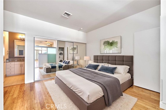 Detail Gallery Image 3 of 27 For 3810 Wilshire #1904,  Los Angeles,  CA 90010 - 2 Beds | 2 Baths