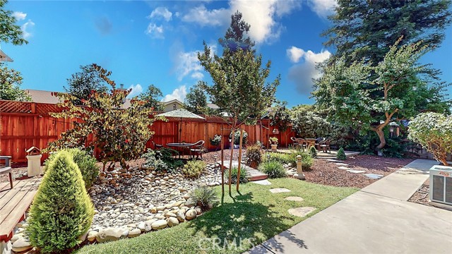 4350 Ferreira Ranch Drive, Turlock CA: https://media.crmls.org/medias/367b4def-4e28-44b8-88d2-30f0f8ba9e79.jpg