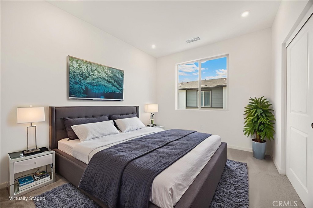 MLS #OC25275494 image #24