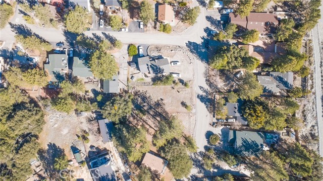 Detail Gallery Image 6 of 19 For 5370 Desert View, Wrightwood,  CA 92397 - – Beds | – Baths