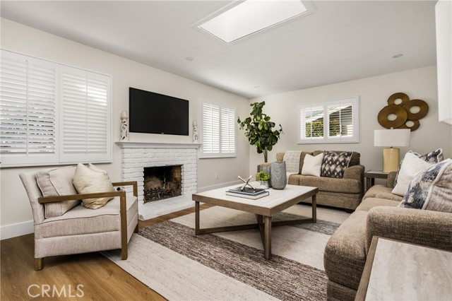 Detail Gallery Image 8 of 38 For 17588 Santa Paula, Fountain Valley,  CA 92708 - 4 Beds | 2 Baths