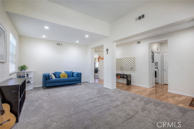 Detail Gallery Image 6 of 46 For 30005 Mickelson Way, Murrieta,  CA 92563 - 5 Beds | 3 Baths