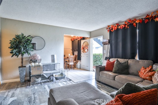 Detail Gallery Image 16 of 31 For 310 W Mountain View Ave, Glendora,  CA 91741 - – Beds | – Baths