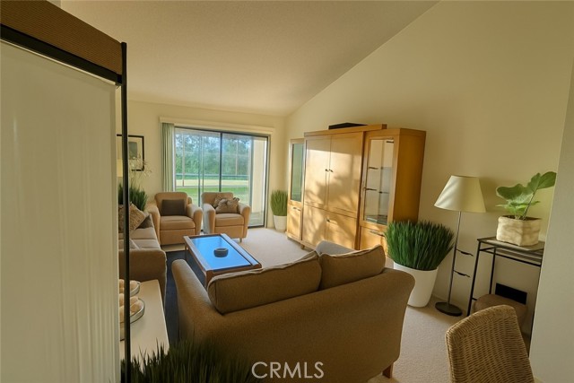 Detail Gallery Image 2 of 4 For 17808 Corte Huasco, San Diego,  CA 92128 - 2 Beds | 2 Baths