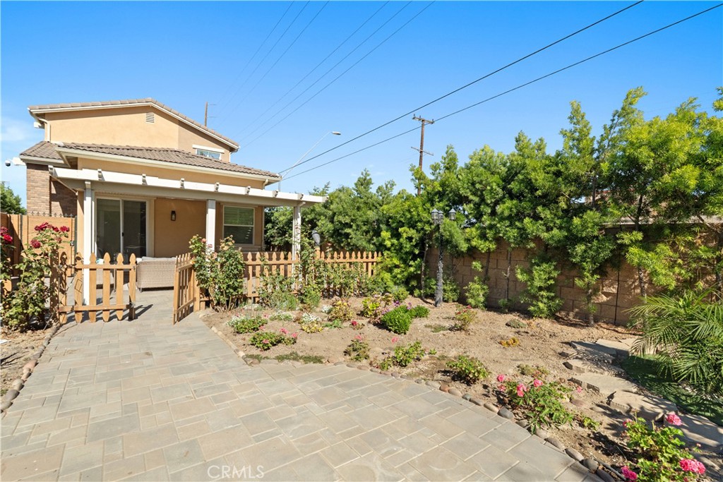 MLS #PV25254642 image #1