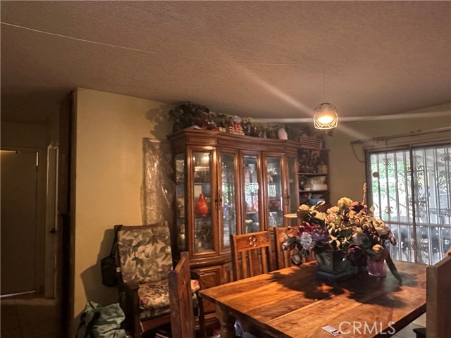 Detail Gallery Image 11 of 42 For 4612 Walnut St, Baldwin Park,  CA 91706 - 3 Beds | 3 Baths