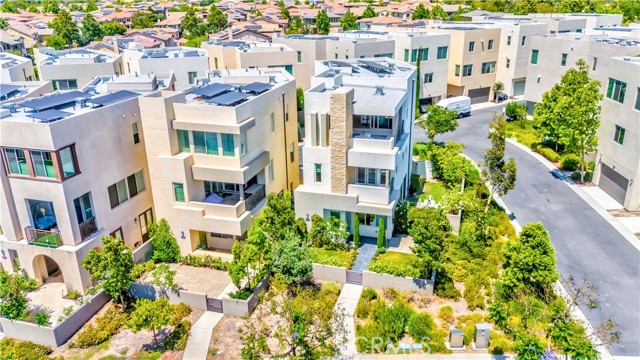 195 Stellar, Irvine CA: https://media.crmls.org/medias/367e015c-ee03-416f-ba1a-7c6b6bf877c0.jpg
