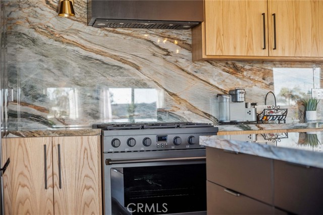 Detail Gallery Image 6 of 39 For 34402 via San Juan #B,  Dana Point,  CA 92624 - 2 Beds | 2 Baths