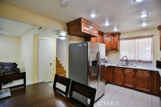 Detail Gallery Image 5 of 27 For 11057 Dudley Way, Stanton,  CA 90680 - 3 Beds | 2 Baths