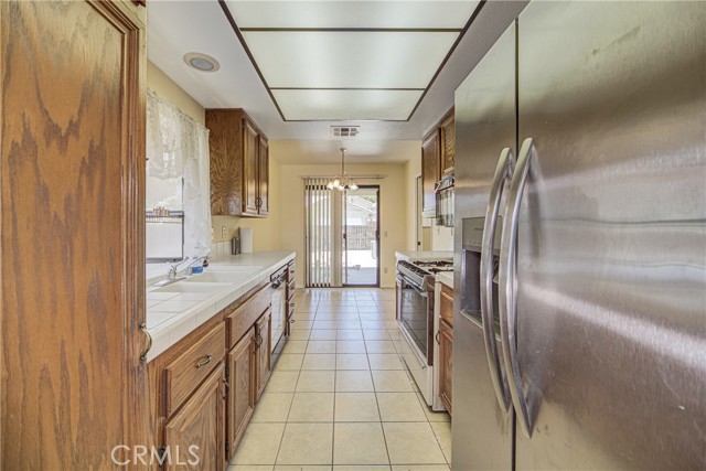 757 Ensenada Drive, Hemet CA: https://media.crmls.org/medias/367ed297-dbb5-4160-b924-a55f5eef8534.jpg