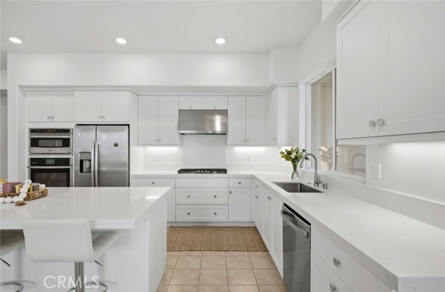 Detail Gallery Image 5 of 34 For 175 Sash, Irvine,  CA 92618 - 4 Beds | 3/1 Baths