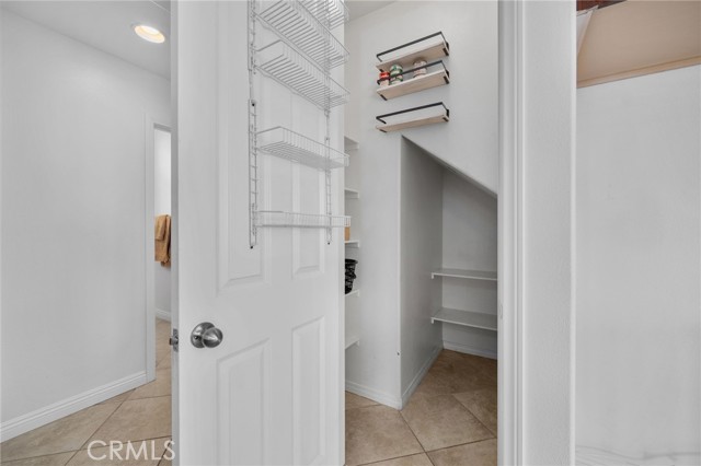 Detail Gallery Image 13 of 41 For 17704 Anise Dr, San Bernardino,  CA 92407 - 4 Beds | 2/1 Baths