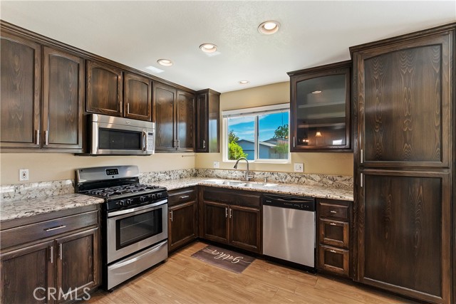 Detail Gallery Image 13 of 28 For 35197 Sunshine Dr, Thousand Palms,  CA 92276 - 2 Beds | 2 Baths