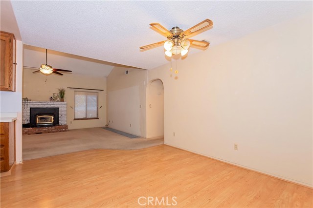 Detail Gallery Image 7 of 45 For 11043 Rome Beauty Dr, California City,  CA 93505 - 3 Beds | 2 Baths