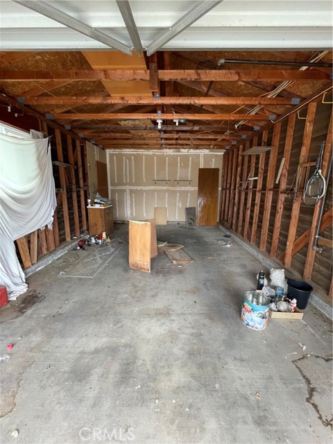 13499 Amigo Avenue, Parlier CA: https://media.crmls.org/medias/36810594-70b3-48c4-bf6b-32dc36f42721.jpg