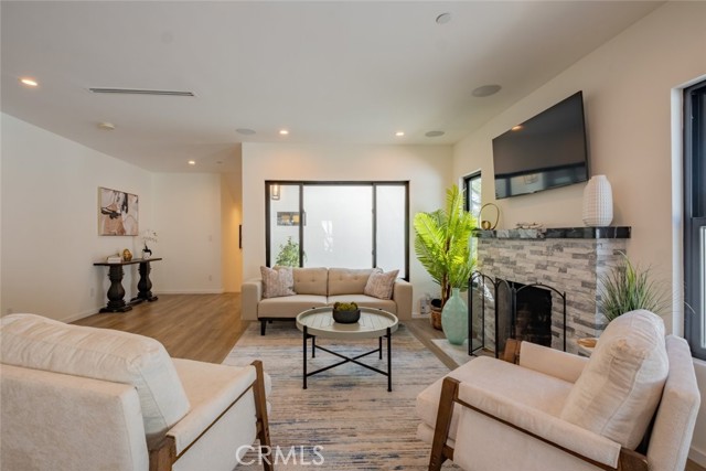 421 Mariposa Avenue, Sierra Madre CA: https://media.crmls.org/medias/36818cbb-a987-4f28-bc49-f3a38040b2bf.jpg