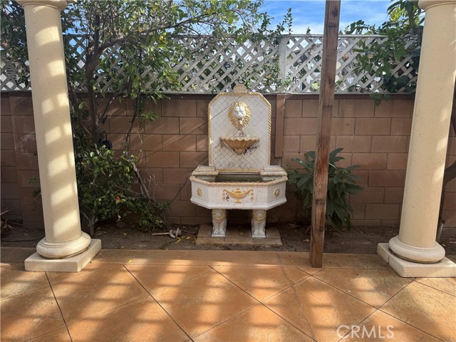 Detail Gallery Image 40 of 44 For 5092 Chimineas, Tarzana,  CA 91356 - 4 Beds | 2 Baths