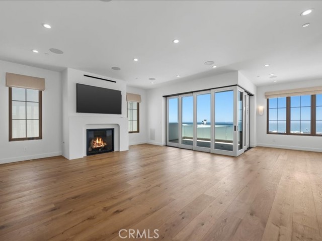 Detail Gallery Image 7 of 61 For 505 Bayview Dr, Manhattan Beach,  CA 90266 - 3 Beds | 3/1 Baths