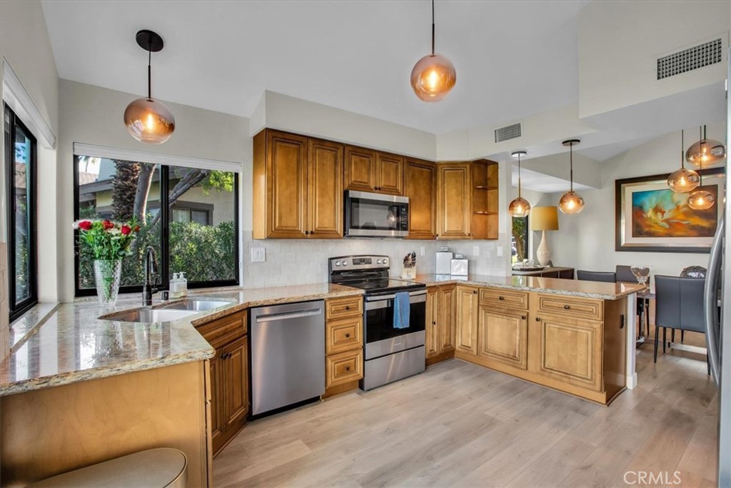 MLS #NP25259681 image #12