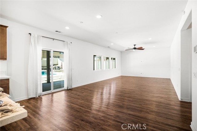 Image 12 of 55 For 30985 Foxhollow Drive