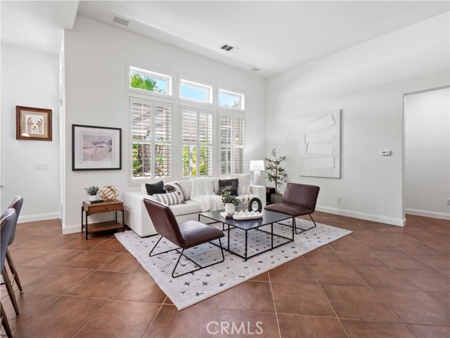 25679 Smoketree Lane, Valencia CA: https://media.crmls.org/medias/3682ed56-5ac9-4df0-b76a-bcd683d8073f.jpg