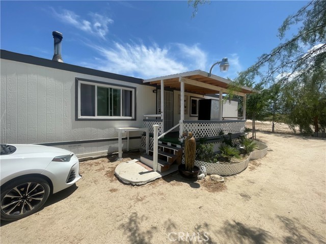 4441 Sierra Road, Phelan CA: https://media.crmls.org/medias/3683c42f-e067-4488-84df-dc1983c7d4ec.jpg