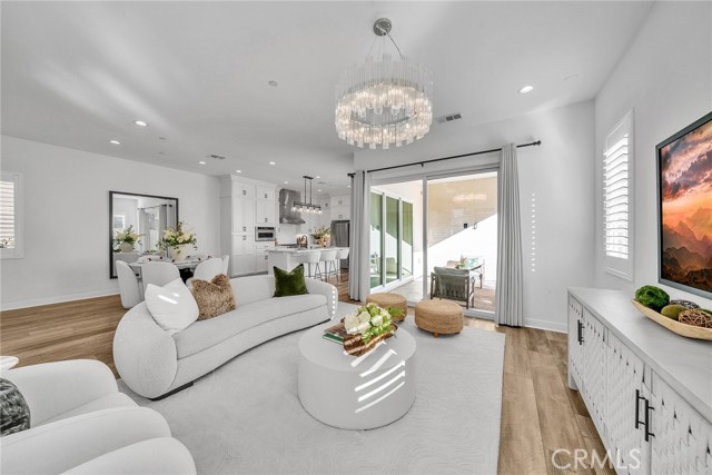 Detail Gallery Image 9 of 65 For 446 Chorus, Irvine,  CA 92618 - 4 Beds | 4 Baths