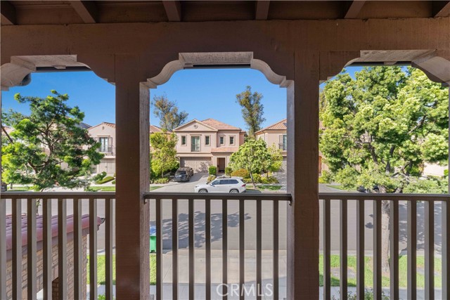 112 Velvet Leaf, Irvine CA: https://media.crmls.org/medias/36848fba-c843-4009-a6c6-fe9c8ef66a53.jpg
