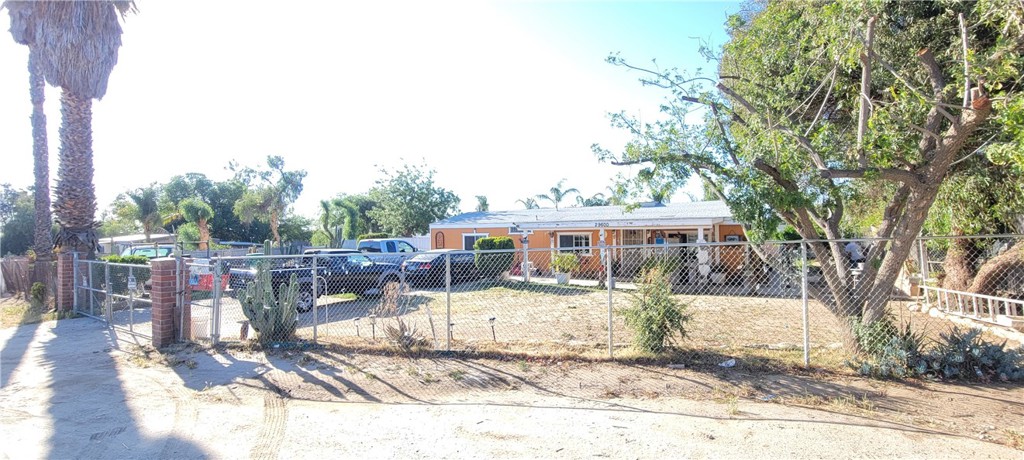 29600 Bettelyle Ln.