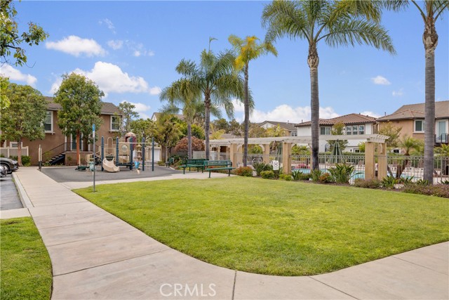 2889 Plaza Del Amo, Torrance CA: https://media.crmls.org/medias/3685eff4-8179-4a10-9e73-f2b0d37a6428.jpg
