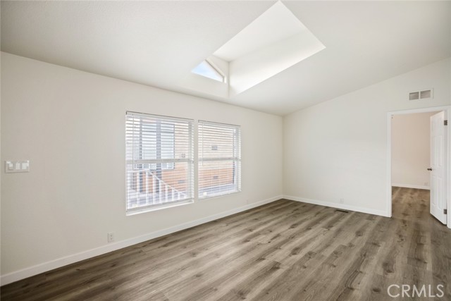 Detail Gallery Image 16 of 37 For 8250 Lankershim Blvd #33,  North Hollywood,  CA 91605 - 3 Beds | 2 Baths