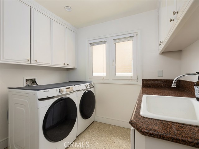 Detail Gallery Image 28 of 33 For 360 Hillcrest Street, El Segundo,  CA 90245 - 4 Beds | 4 Baths
