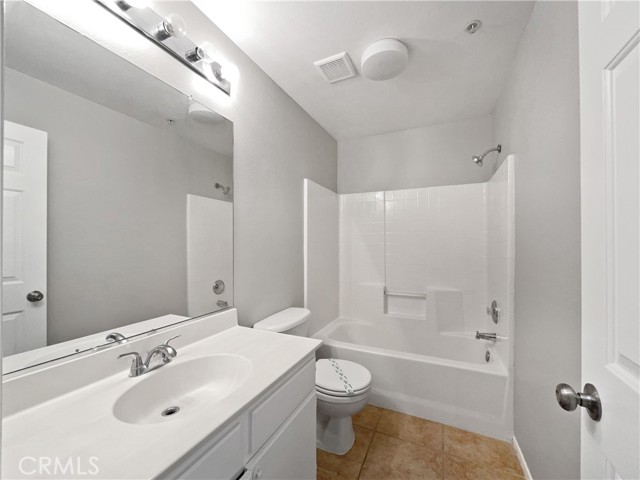 Detail Gallery Image 17 of 21 For 39690 Columbia Union Dr #B,  Murrieta,  CA 92563 - 3 Beds | 2/1 Baths