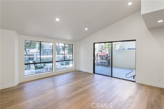 Detail Gallery Image 3 of 24 For 1234 S Westlake, Westlake Village,  CA 91361 - 2 Beds | 2/1 Baths